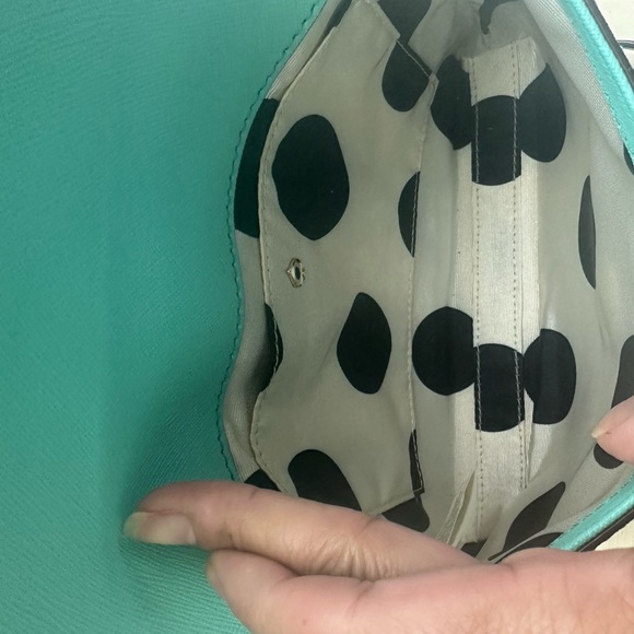 “Breakfast at Tiffany” Blue Kate Spade Envelope Crossbody - Picture 4 of 8